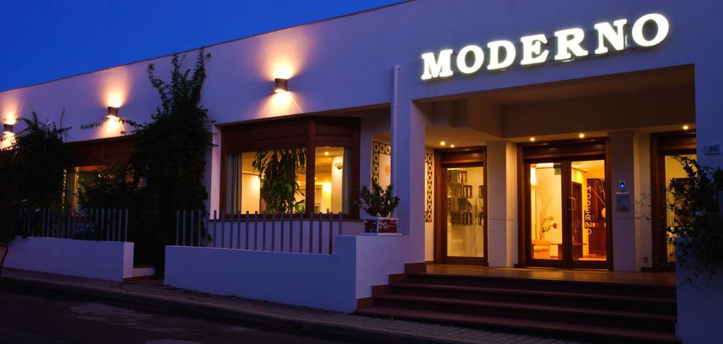 Hotel Moderno Olbia Buitenkant foto